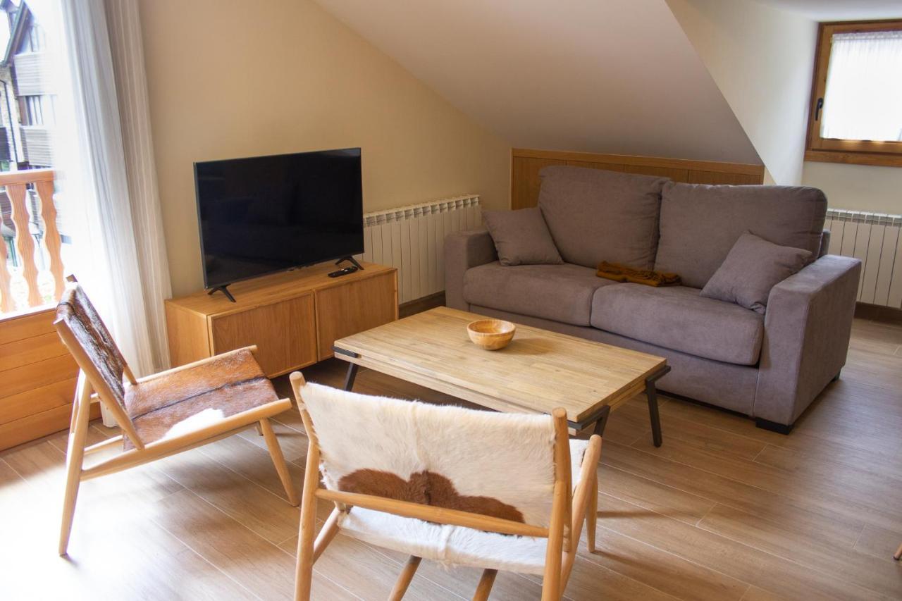 Apartaments Areny - L'Amfitriona إيستيري دانو المظهر الخارجي الصورة